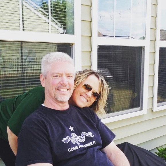 Meet your Posher, Pam - Picture 1 of 1